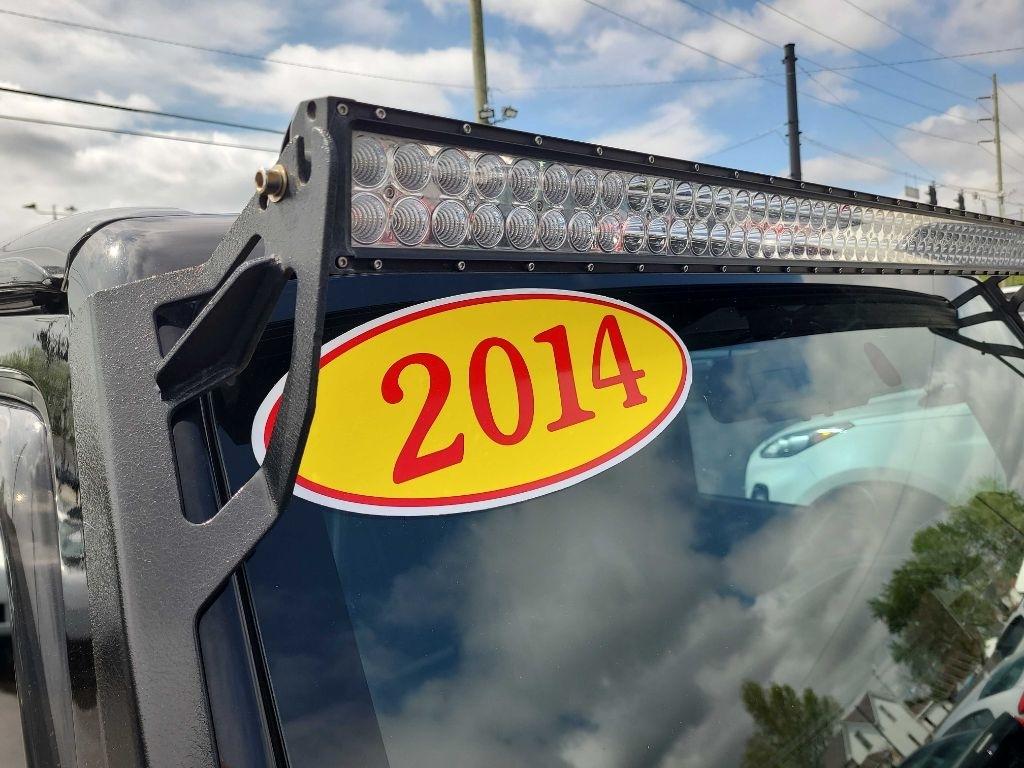 Jeep Wrangler 4WD 2dr Sahara 2014