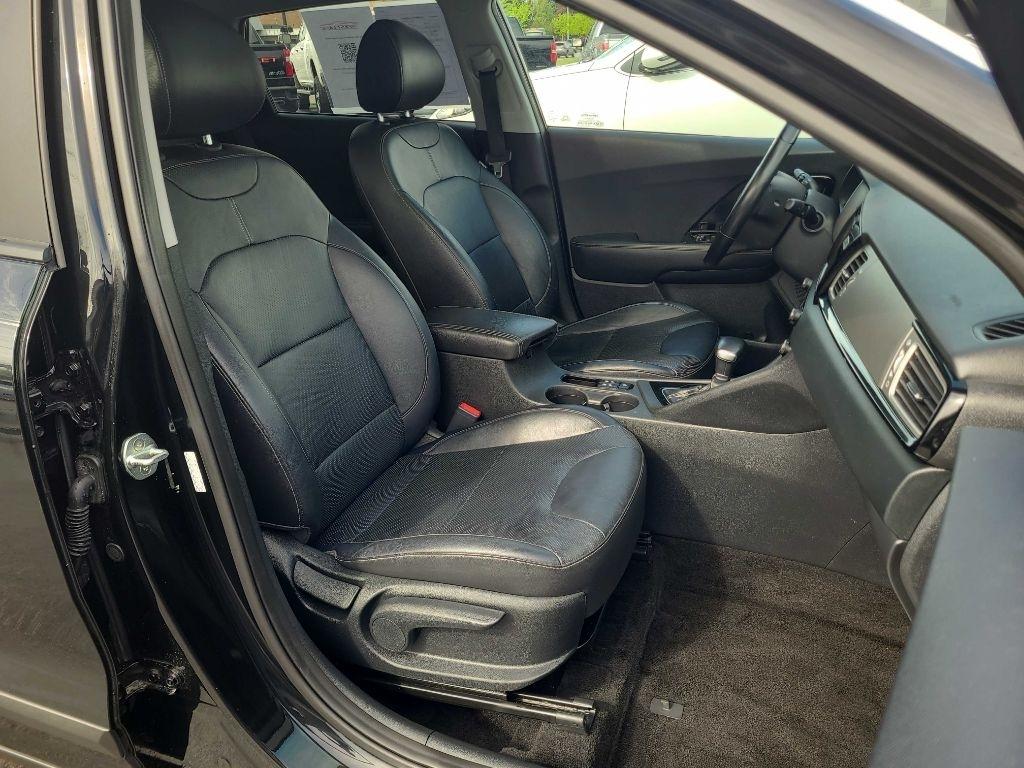 Kia Niro Touring FWD 2017