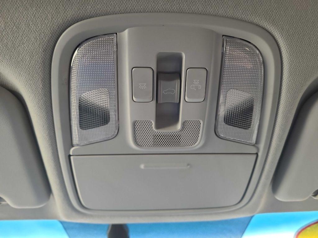 Kia Niro Touring FWD 2017