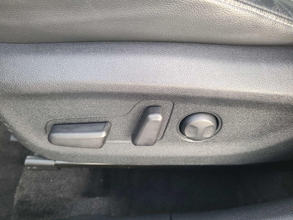 Kia Niro Touring FWD 2017