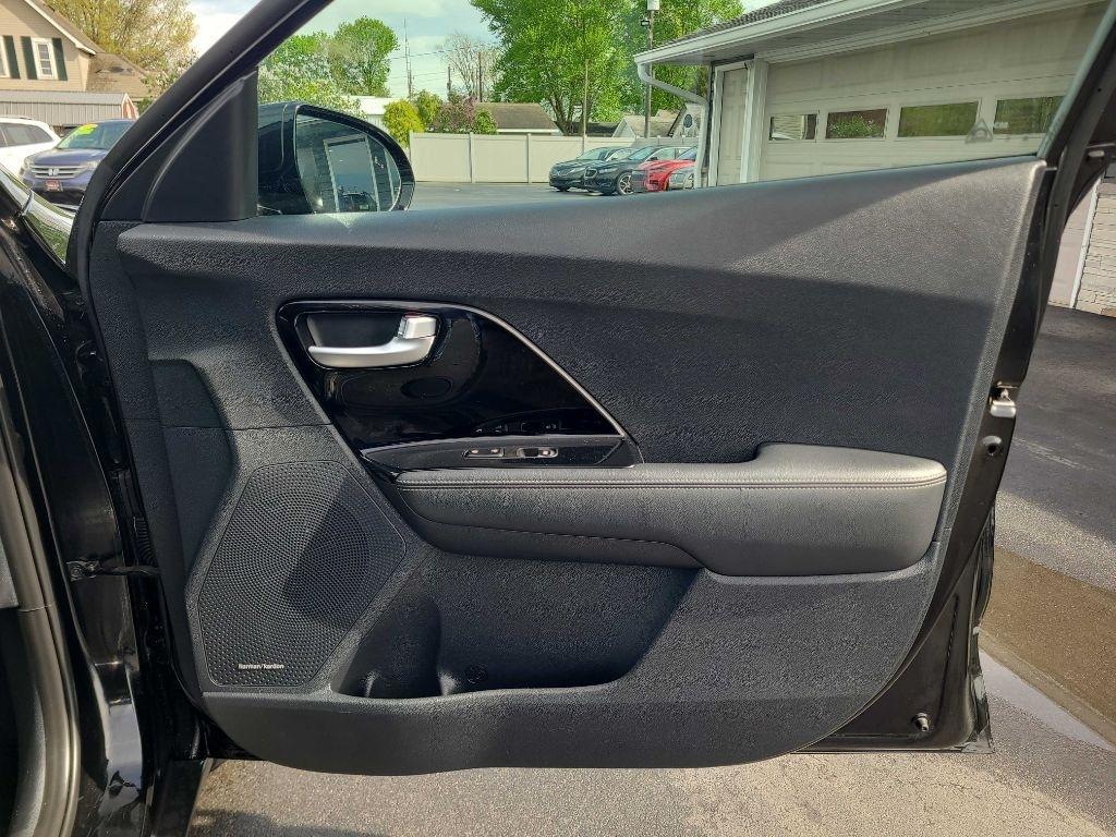 Kia Niro Touring FWD 2017