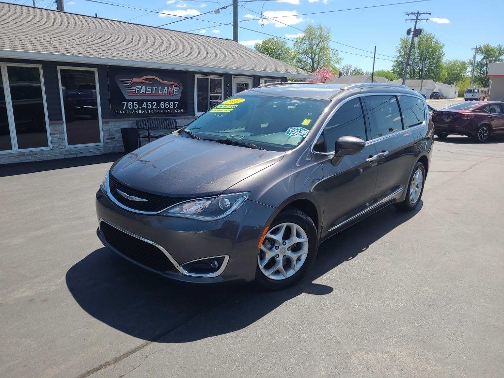 Chrysler Pacifica Touring-L Plus FWD 2017