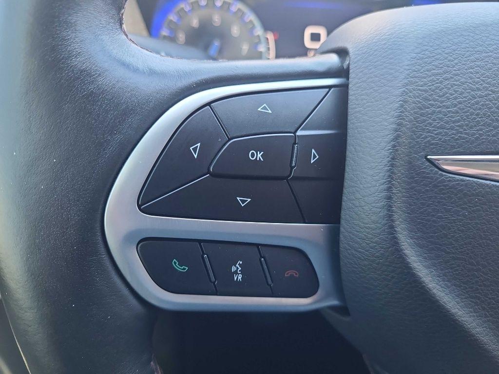 Chrysler Pacifica Touring-L Plus FWD 2017