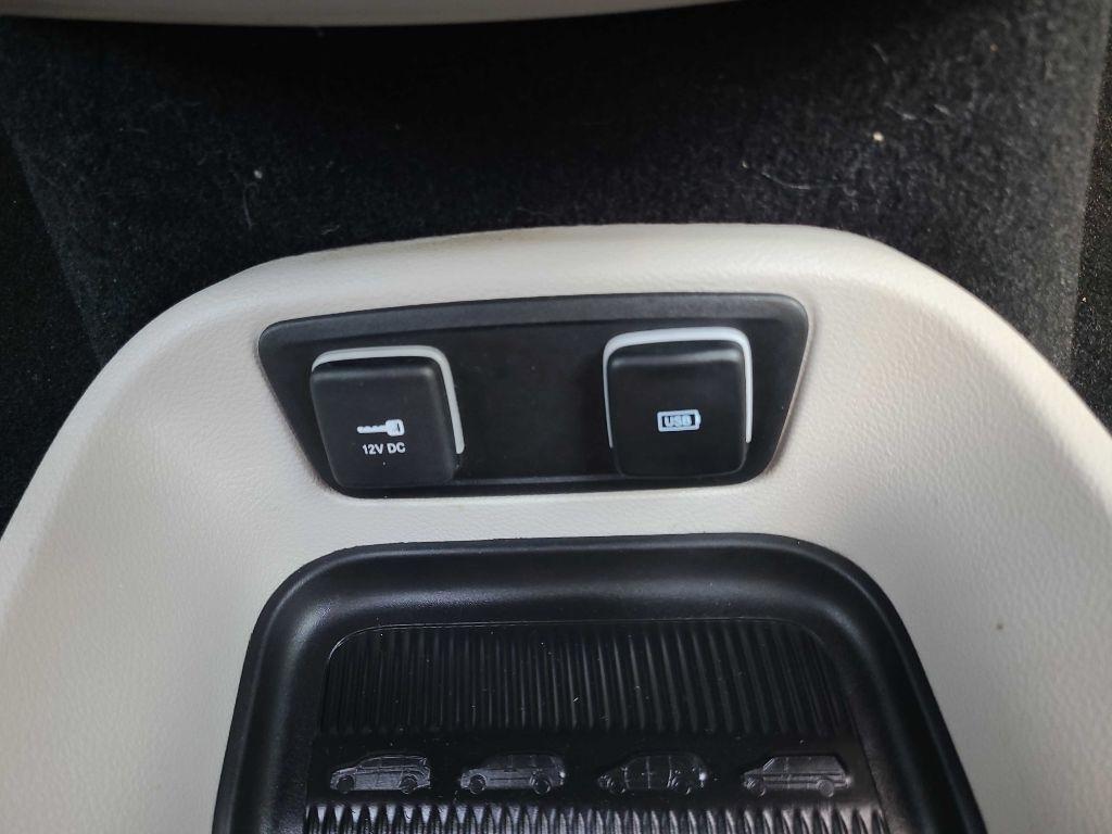 Chrysler Pacifica Touring-L Plus FWD 2017