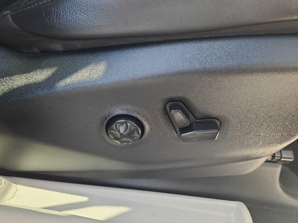 Chrysler Pacifica Touring-L Plus FWD 2017