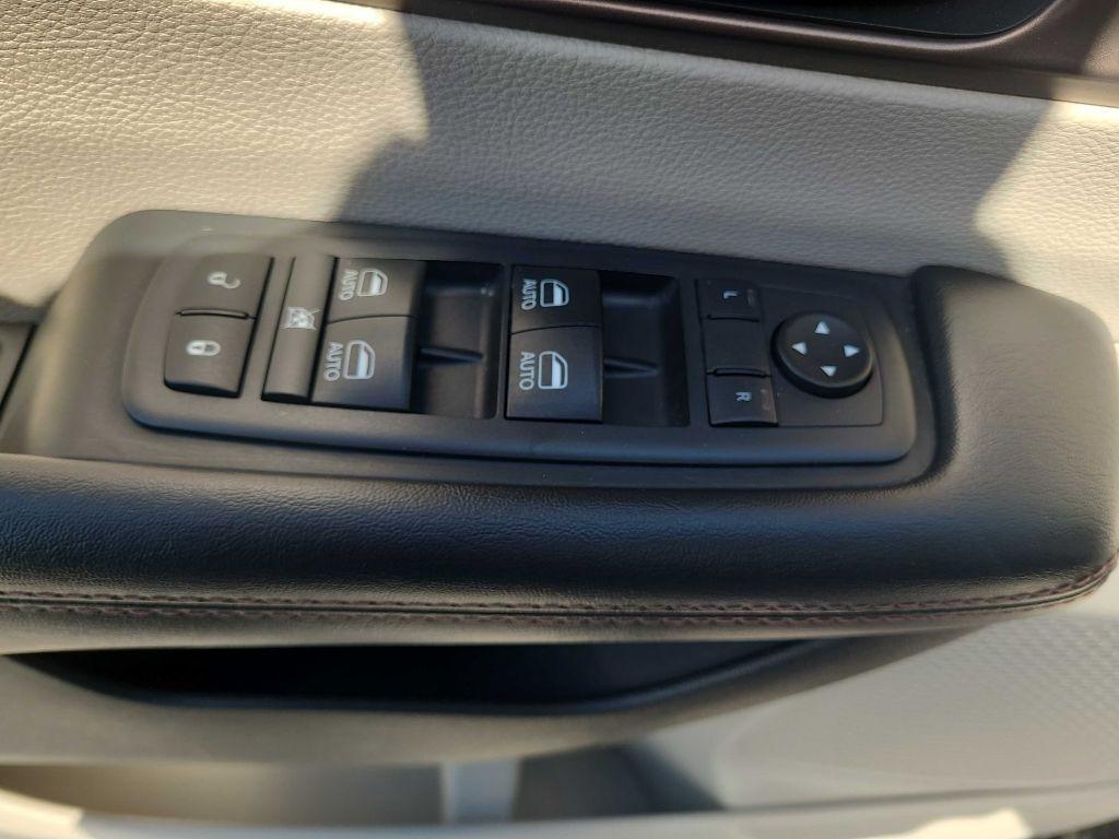 Chrysler Pacifica Touring-L Plus FWD 2017