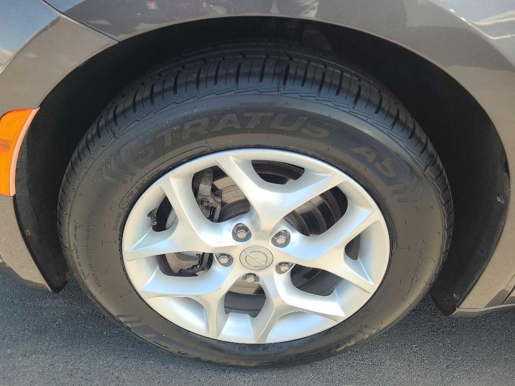 Chrysler Pacifica Touring-L Plus FWD 2017