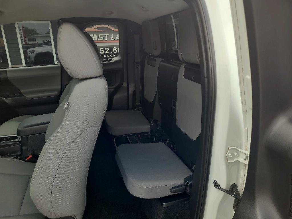 Toyota Tacoma 2WD SR Access Cab 6' Bed V6 AT (Natl) 2020