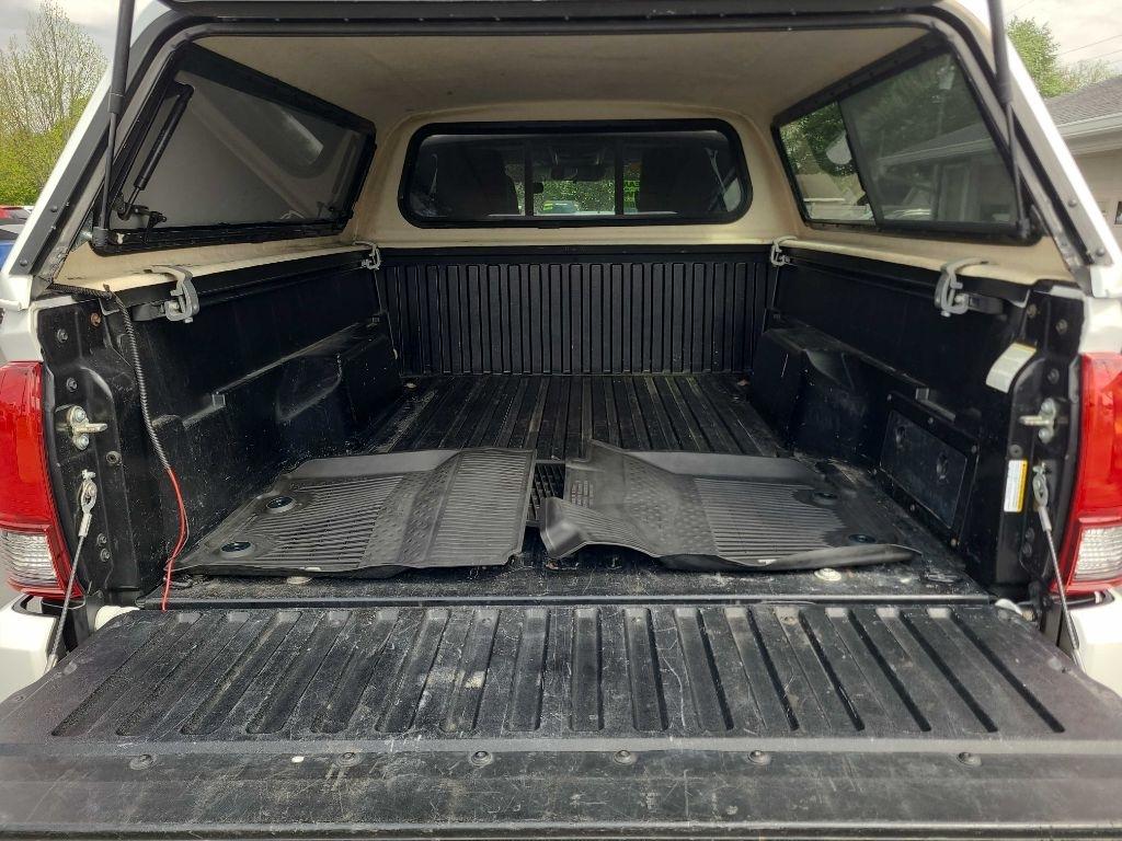 Toyota Tacoma 2WD SR Access Cab 6' Bed V6 AT (Natl) 2020