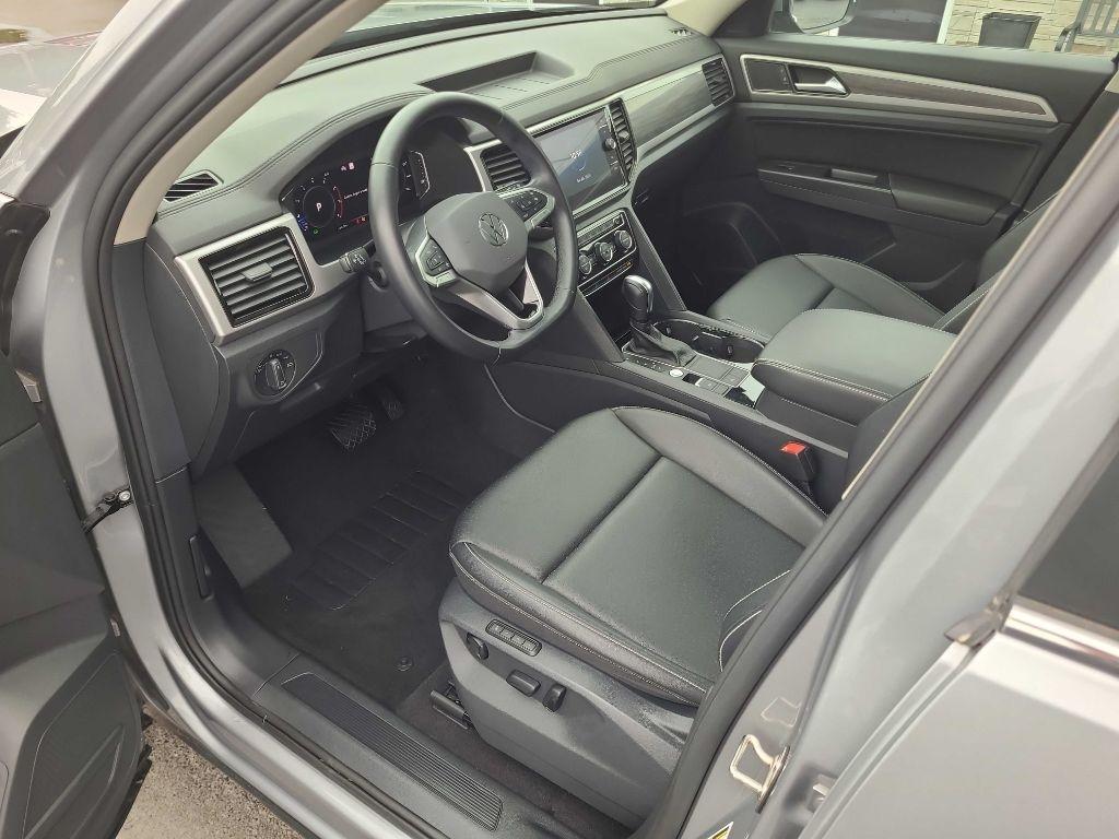 Volkswagen Atlas 3.6L V6 SEL FWD *Ltd Avail* 2021