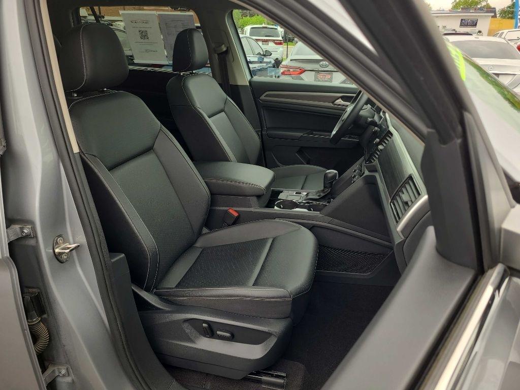 Volkswagen Atlas 3.6L V6 SEL FWD *Ltd Avail* 2021