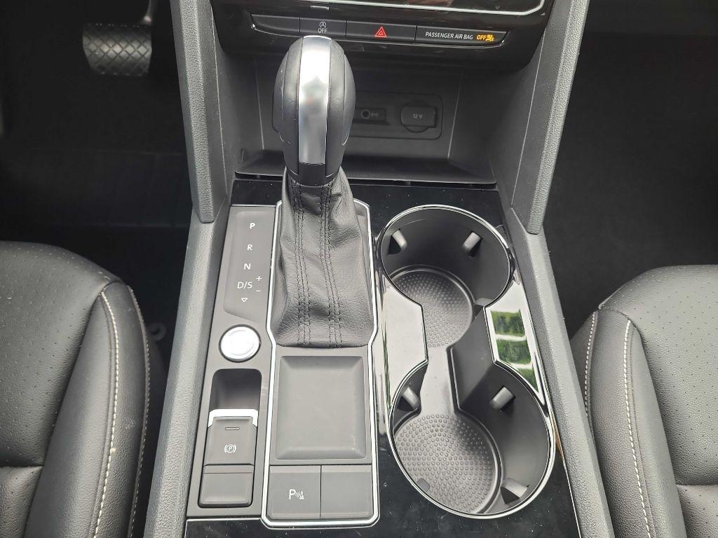 Volkswagen Atlas 3.6L V6 SEL FWD *Ltd Avail* 2021