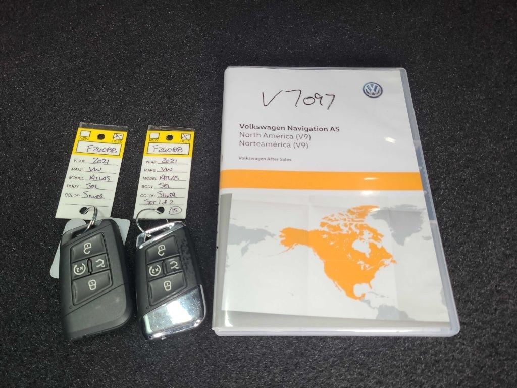 Volkswagen Atlas 3.6L V6 SEL FWD *Ltd Avail* 2021