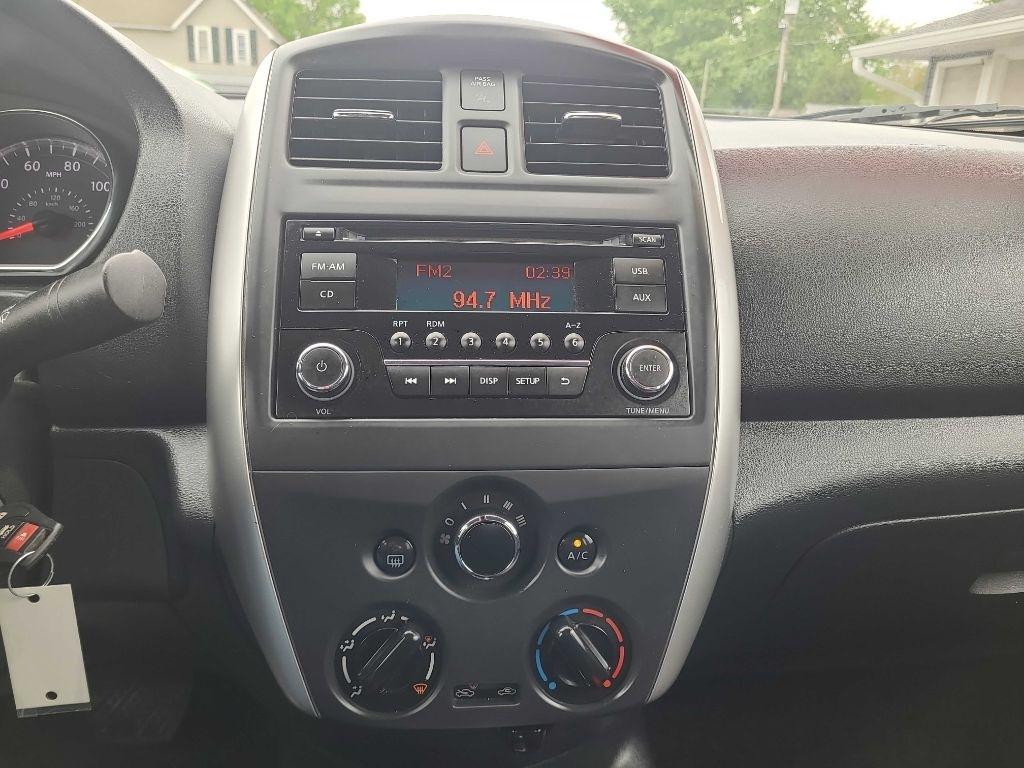 Nissan Versa Sedan S Manual 2017