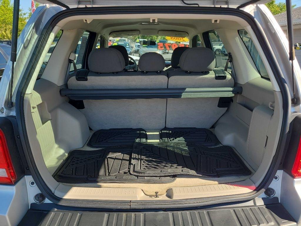 Ford Escape FWD 4dr I4 Man XLS 2008