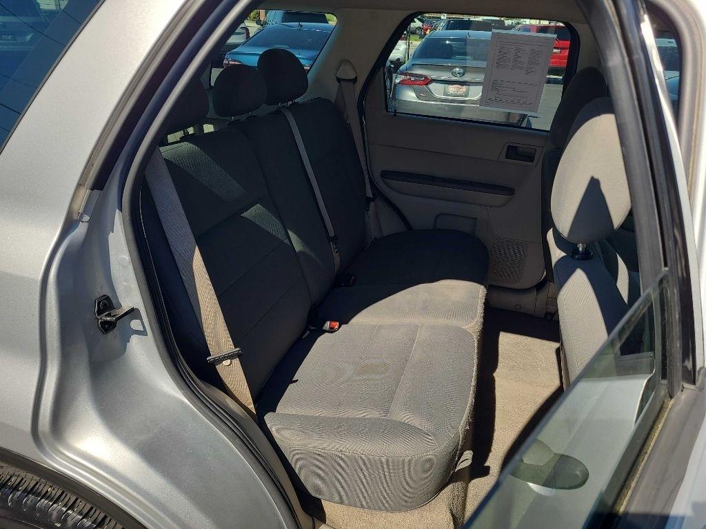 Ford Escape FWD 4dr I4 Man XLS 2008