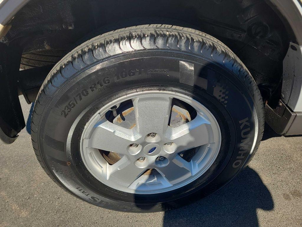 Ford Escape FWD 4dr I4 Man XLS 2008