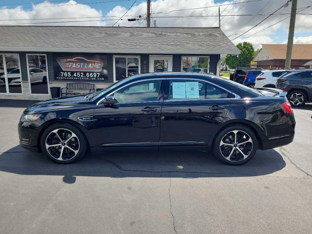 Ford Taurus 4dr Sdn SHO AWD 2016