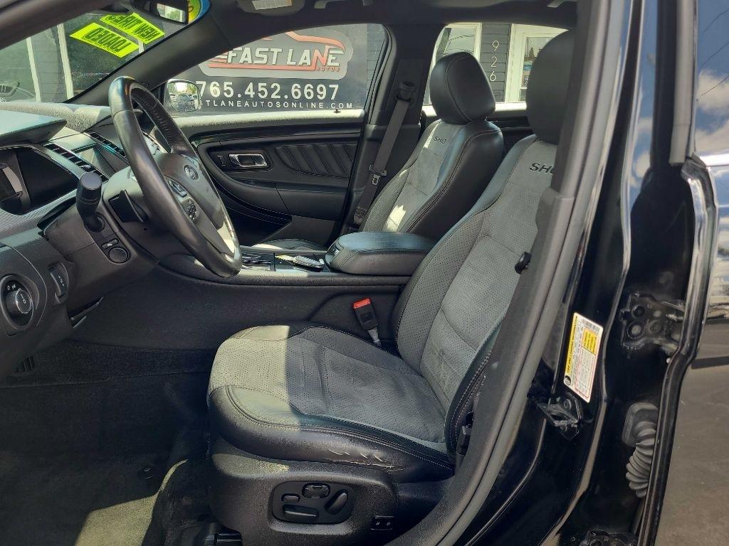 Ford Taurus 4dr Sdn SHO AWD 2016