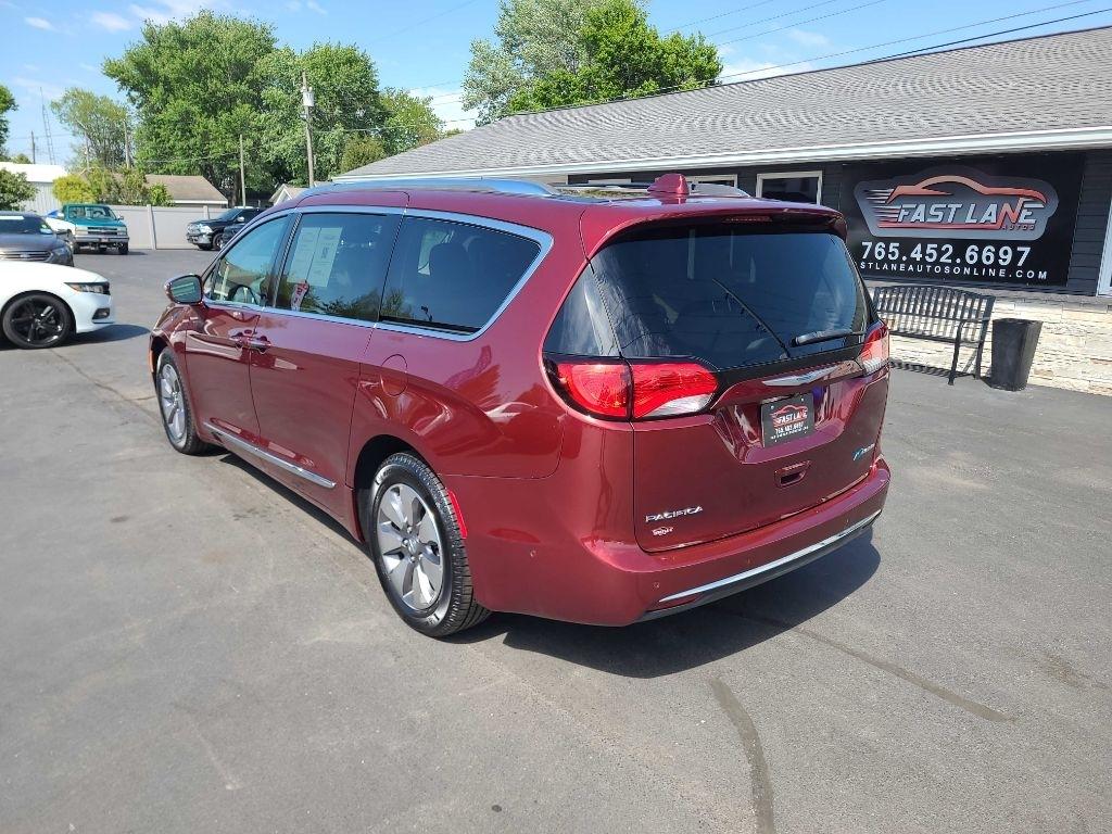 Chrysler Pacifica Hybrid Limited FWD 2018