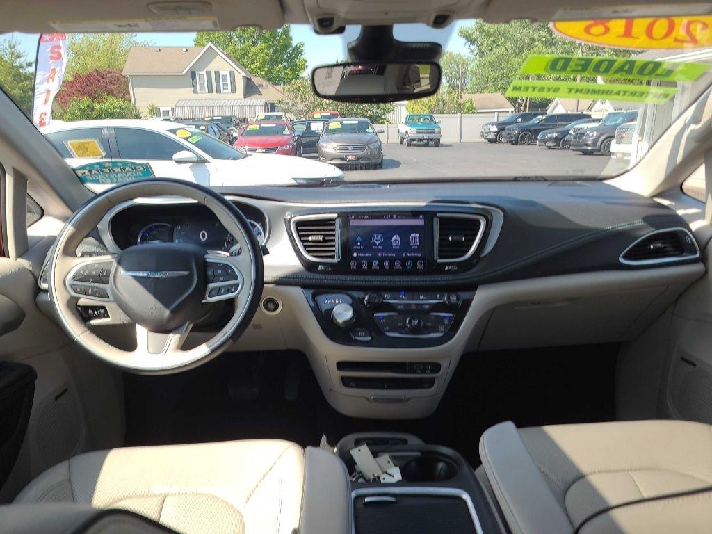 Chrysler Pacifica Hybrid Limited FWD 2018