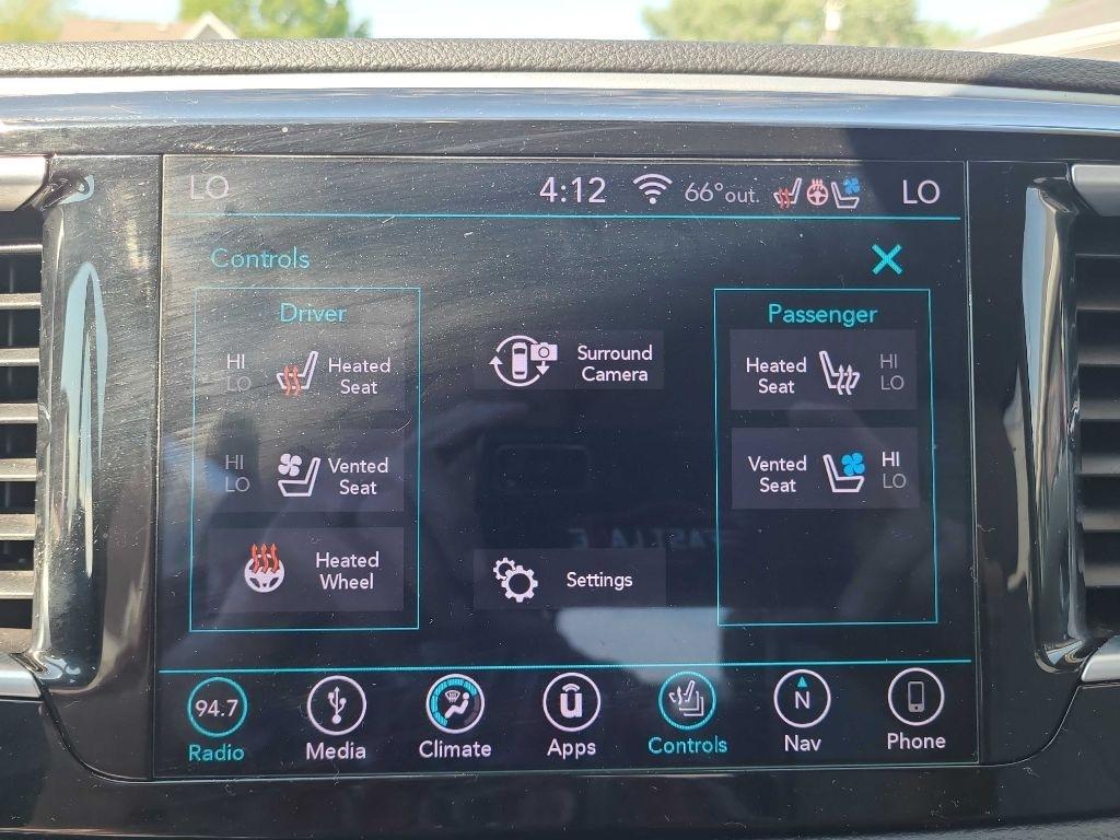 Chrysler Pacifica Hybrid Limited FWD 2018
