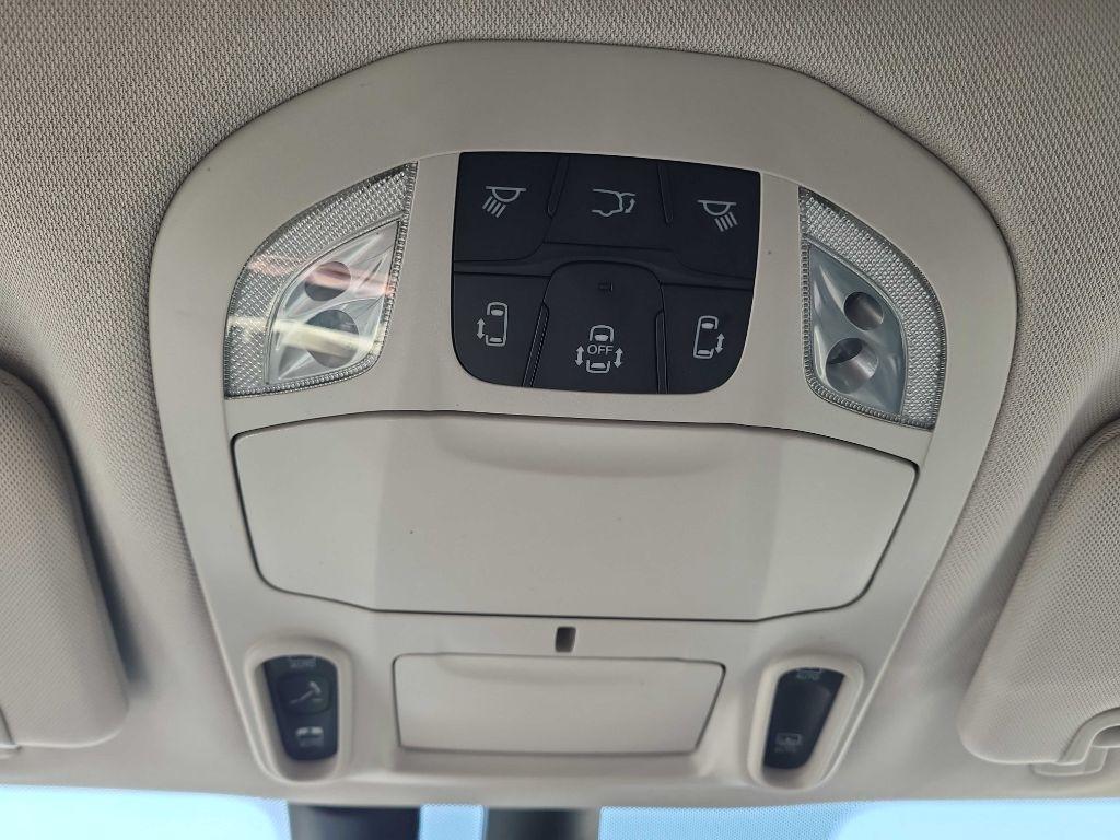 Chrysler Pacifica Hybrid Limited FWD 2018