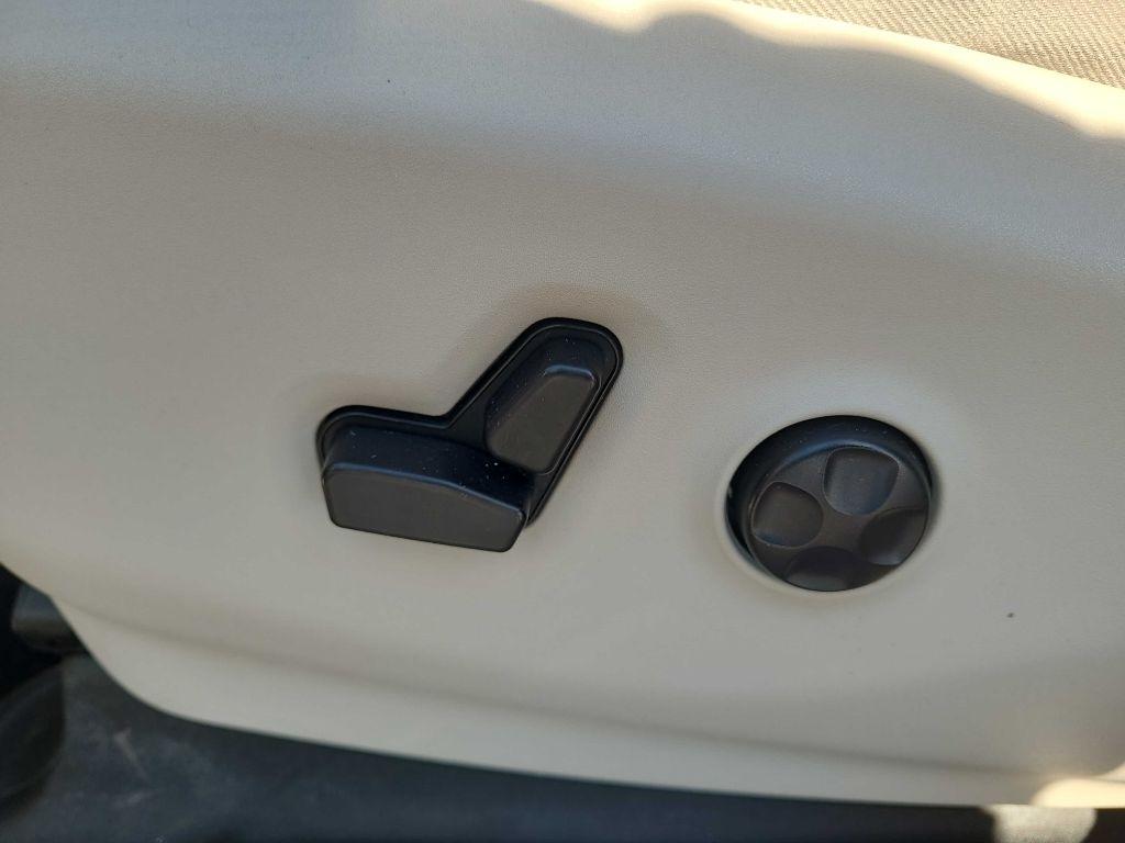Chrysler Pacifica Hybrid Limited FWD 2018
