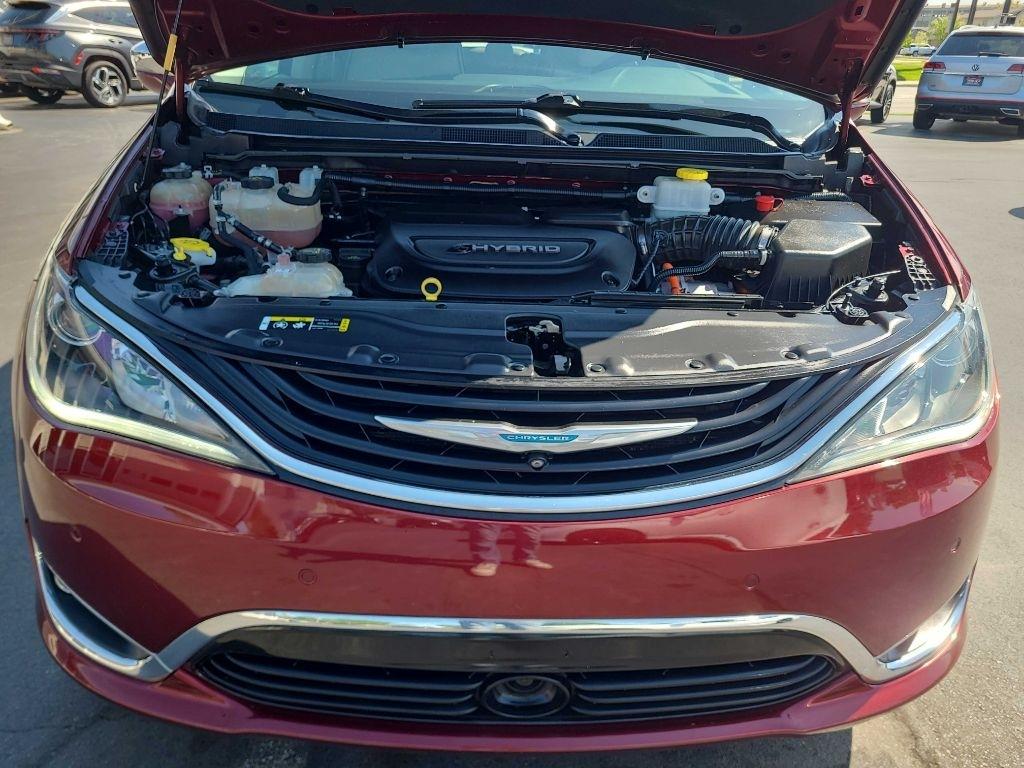 Chrysler Pacifica Hybrid Limited FWD 2018