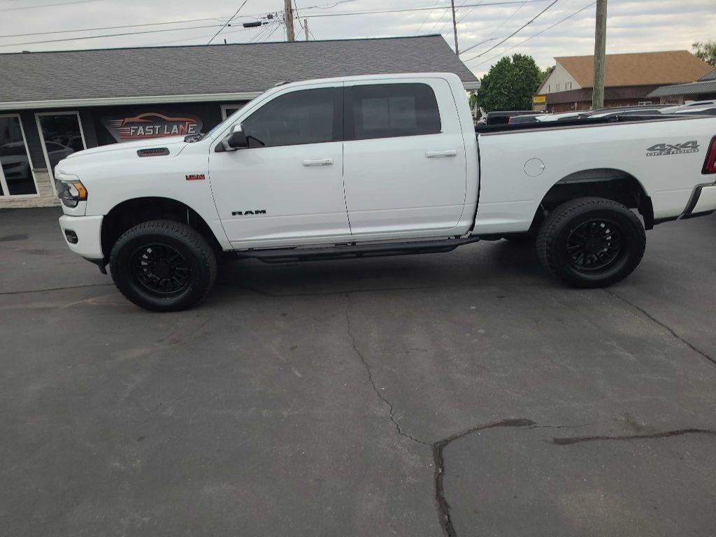 RAM 2500 Big Horn 4x4 Crew Cab 6'4" Box 2020