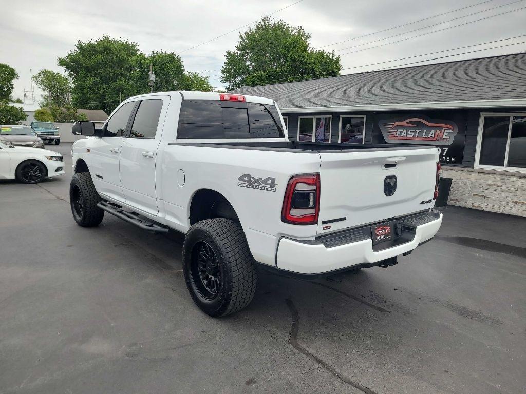 RAM 2500 Big Horn 4x4 Crew Cab 6'4" Box 2020