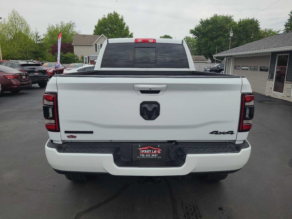 RAM 2500 Big Horn 4x4 Crew Cab 6'4" Box 2020