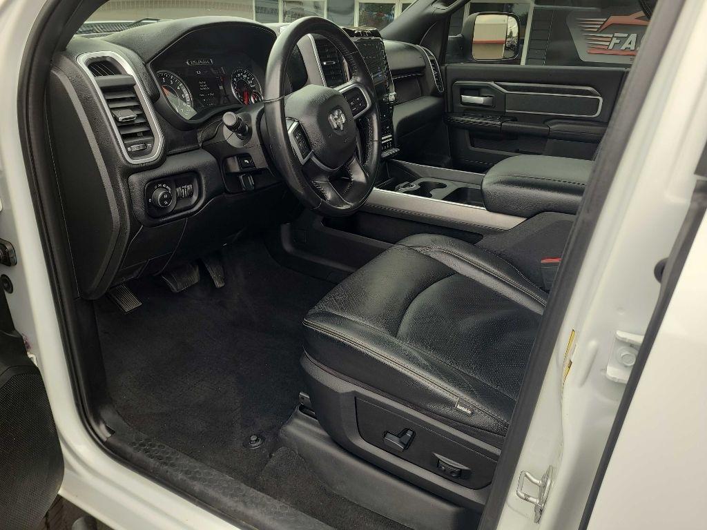 RAM 2500 Big Horn 4x4 Crew Cab 6'4" Box 2020