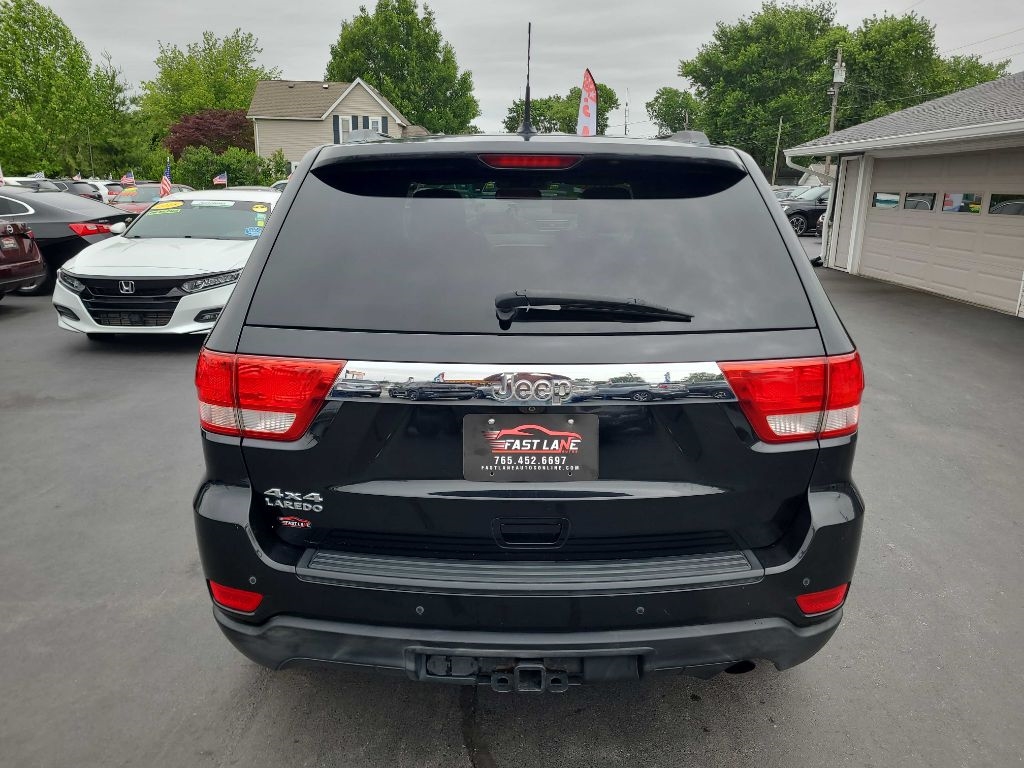 Jeep Grand Cherokee 4WD 4dr Laredo 2011