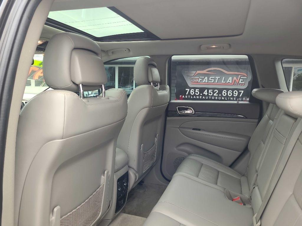 Jeep Grand Cherokee 4WD 4dr Laredo 2011