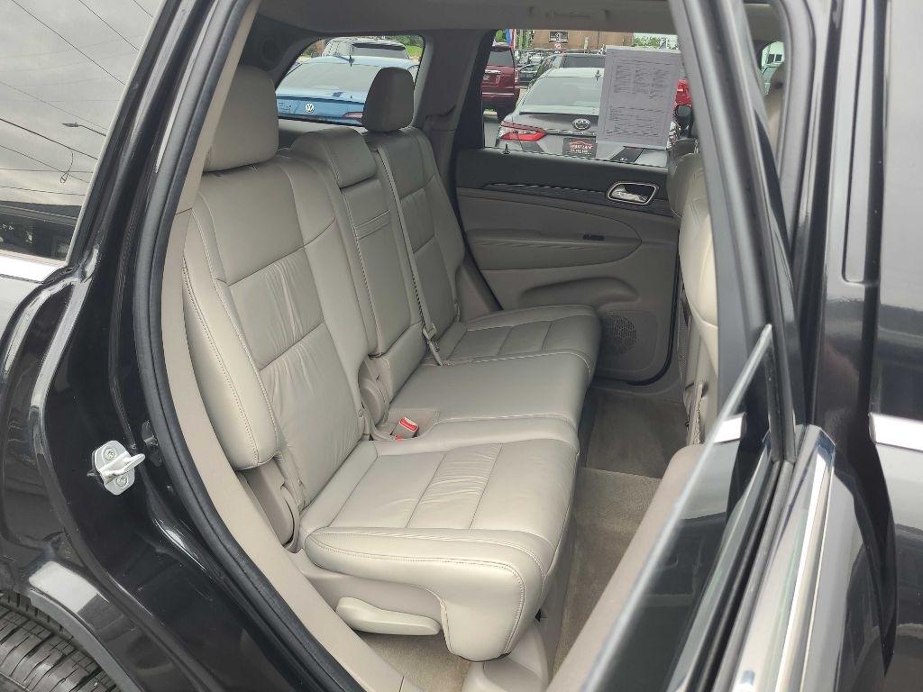 Jeep Grand Cherokee 4WD 4dr Laredo 2011