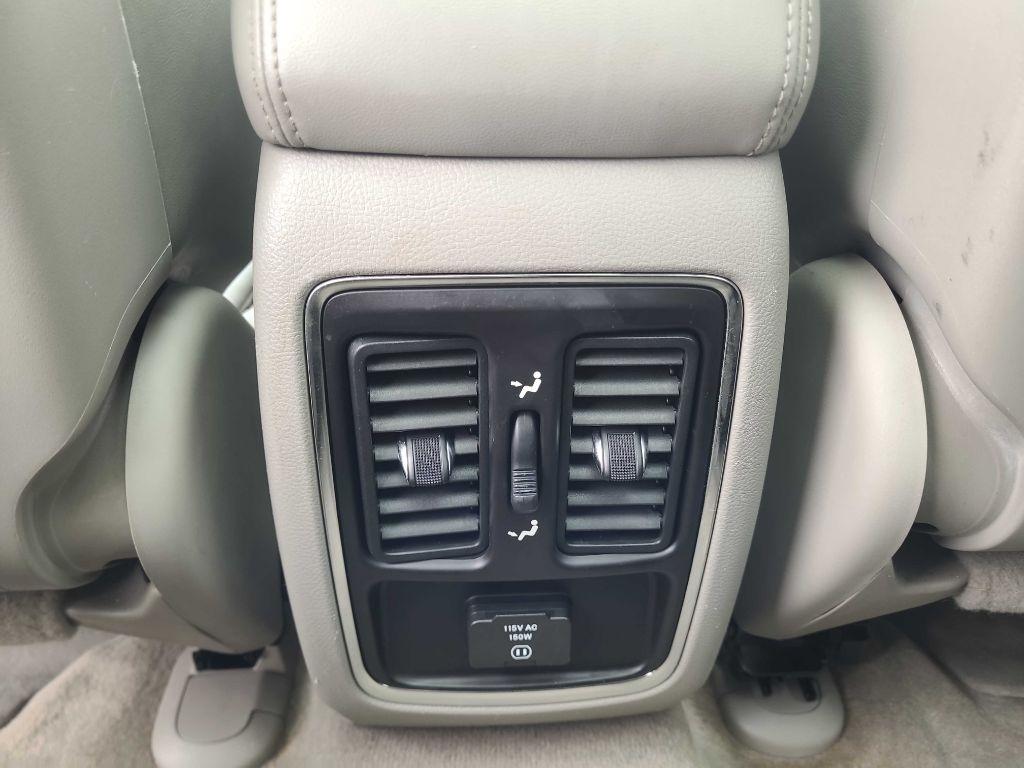 Jeep Grand Cherokee 4WD 4dr Laredo 2011