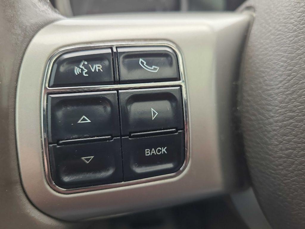 Jeep Grand Cherokee 4WD 4dr Laredo 2011