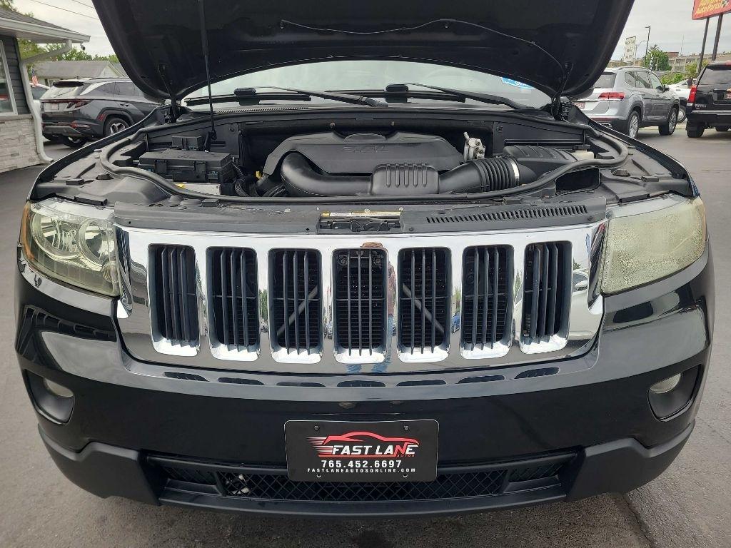 Jeep Grand Cherokee 4WD 4dr Laredo 2011
