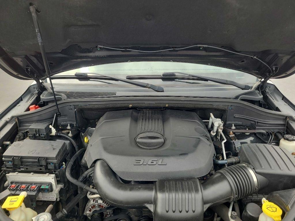 Jeep Grand Cherokee 4WD 4dr Laredo 2011