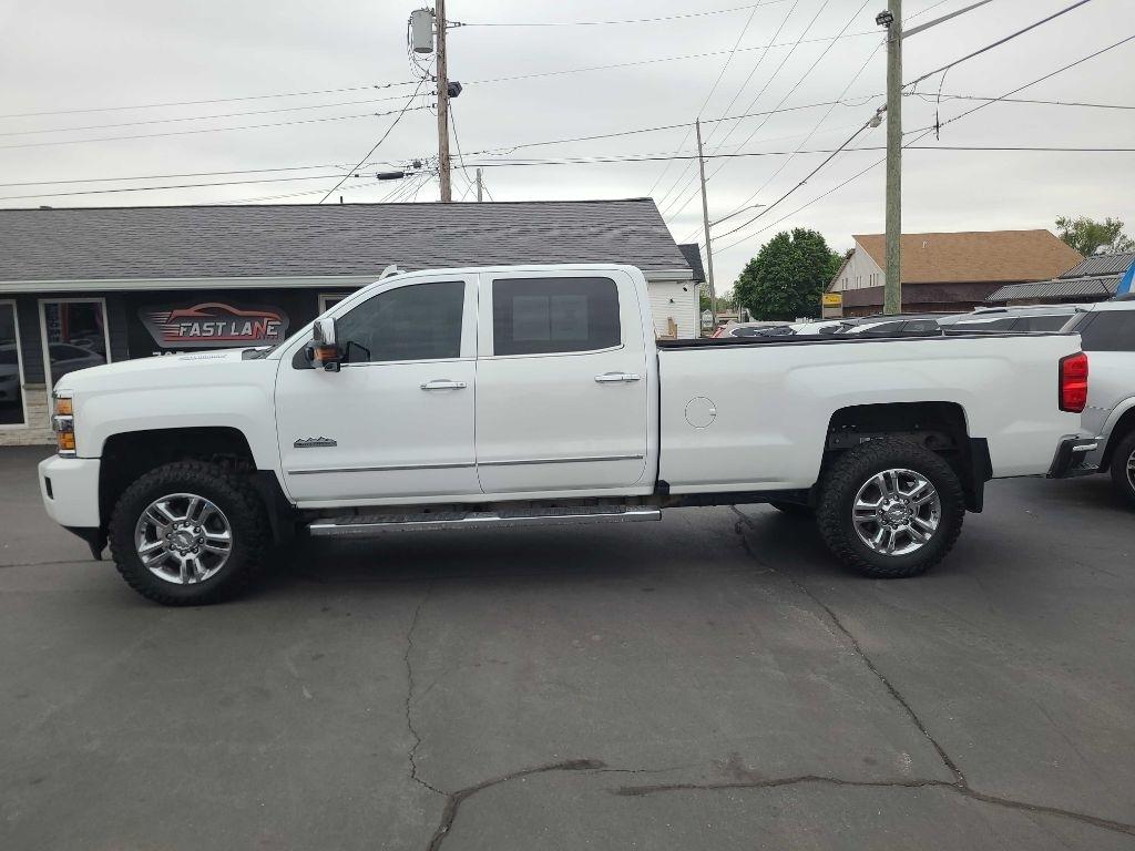 Chevrolet Silverado 2500HD 4WD Crew Cab 167.7" High Country 2016