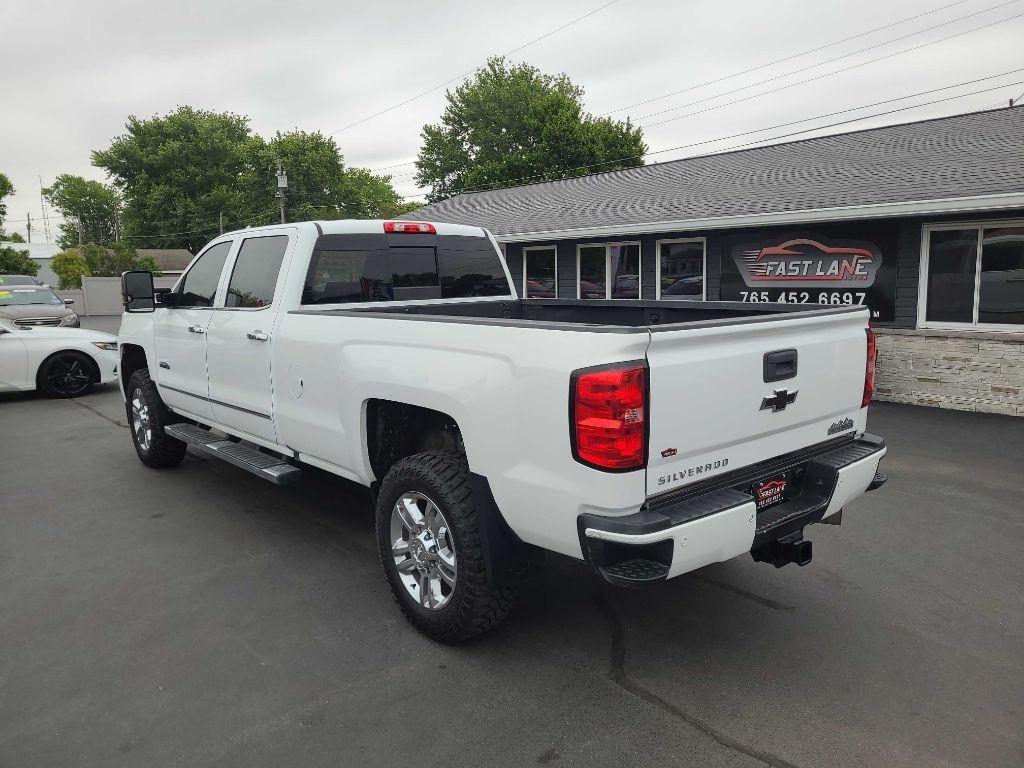 Chevrolet Silverado 2500HD 4WD Crew Cab 167.7" High Country 2016