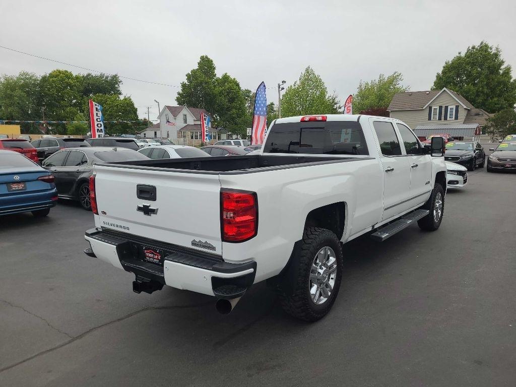 Chevrolet Silverado 2500HD 4WD Crew Cab 167.7" High Country 2016
