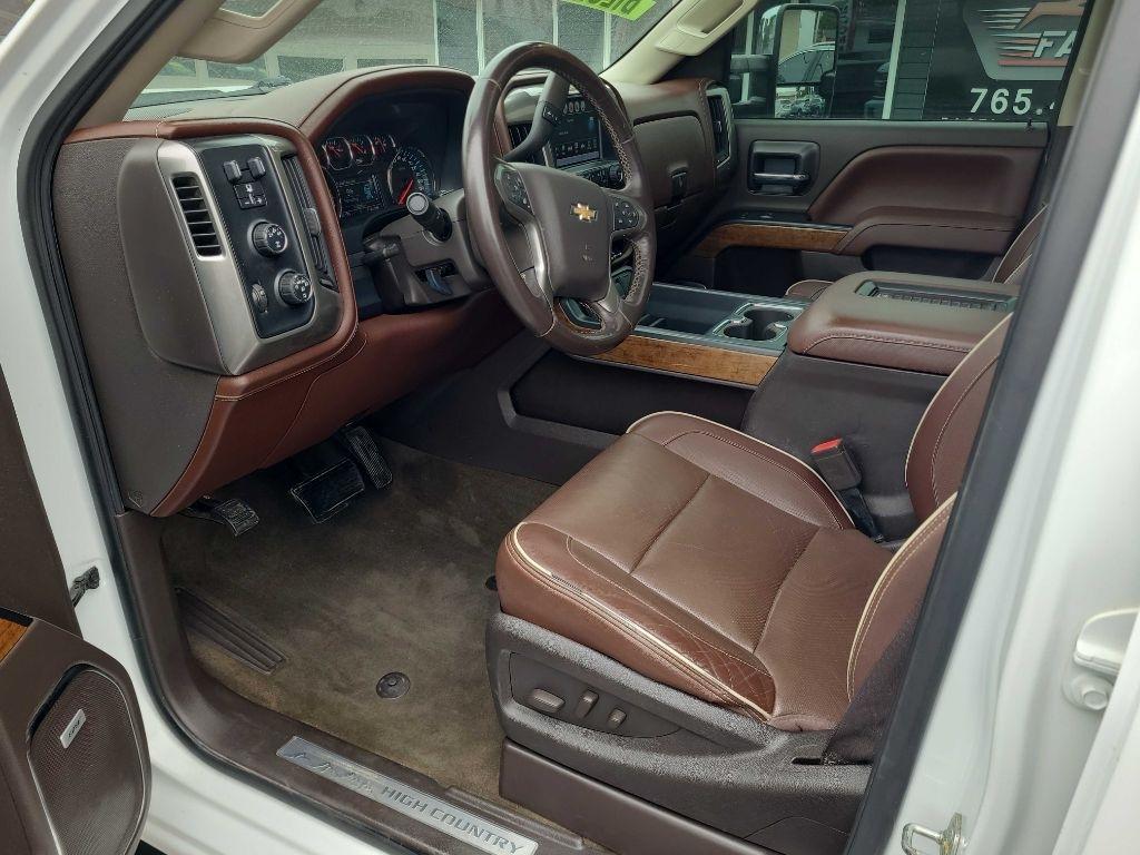 Chevrolet Silverado 2500HD 4WD Crew Cab 167.7" High Country 2016
