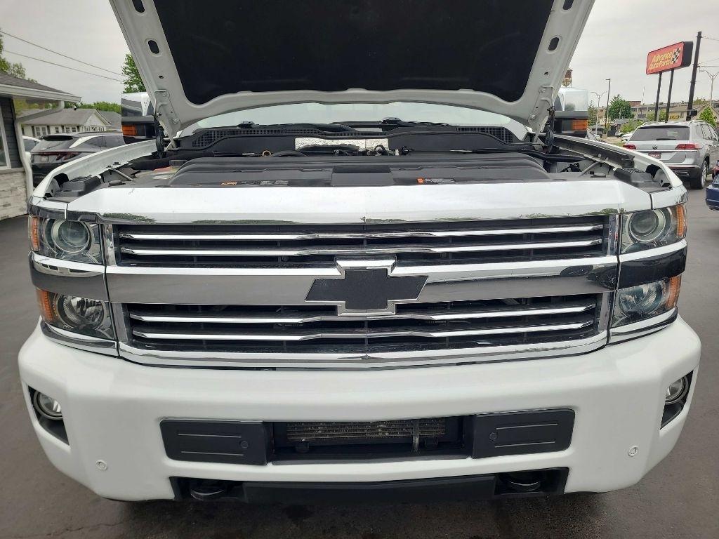 Chevrolet Silverado 2500HD 4WD Crew Cab 167.7" High Country 2016