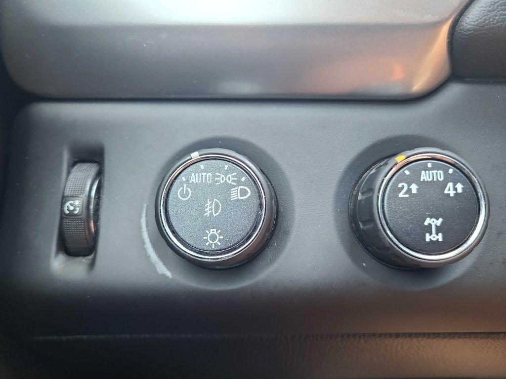 Chevrolet Tahoe 4WD 4dr LTZ 2015