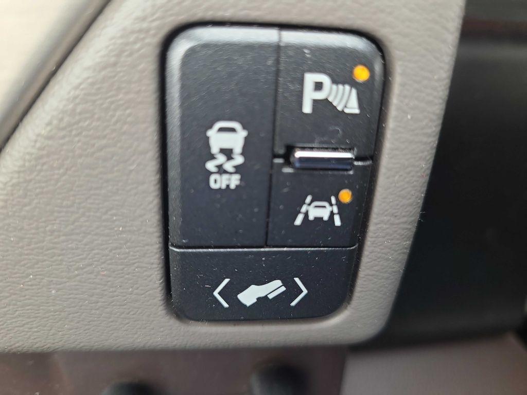GMC Yukon 4WD 4dr Denali 2018