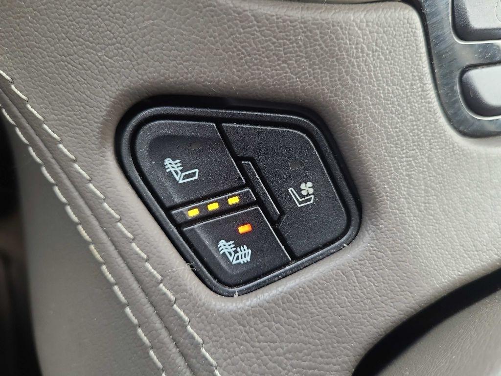 GMC Yukon 4WD 4dr Denali 2018