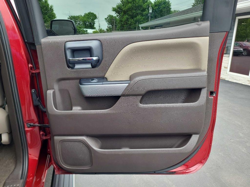 Chevrolet Silverado 1500 4WD Crew Cab 143.5" LTZ w/2LZ 2018