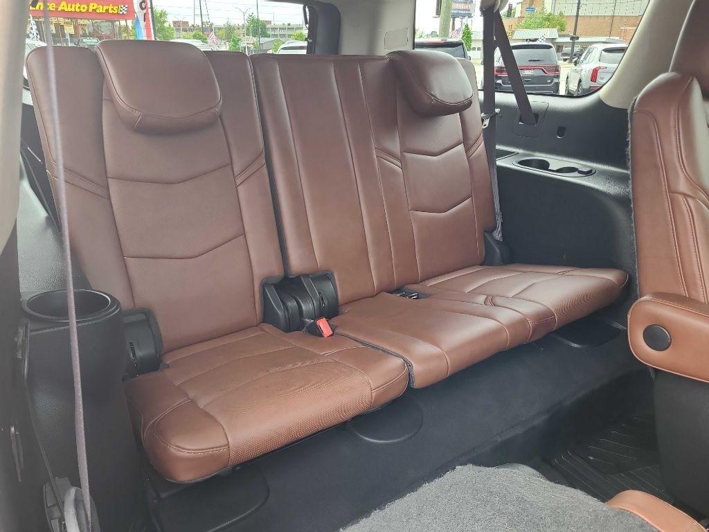 Cadillac Escalade ESV 4WD 4dr Premium Luxury 2019